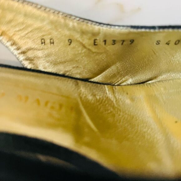 Bruno Magli Elegant Black and Gold Slingback Leather Heels size 9 AA. - Picture 9 of 10